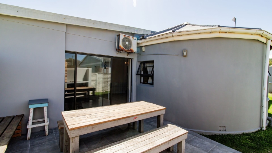 3 Bedroom Property for Sale in Kidds Beach Eastern Cape